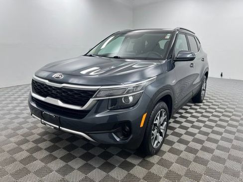 Used 2021 Kia Seltos EX AWD/4WD image 2