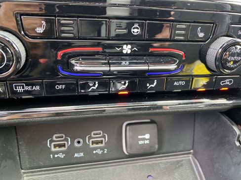 Certified 2023 Jeep Grand Cherokee L Laredo AWD/4WD image 16