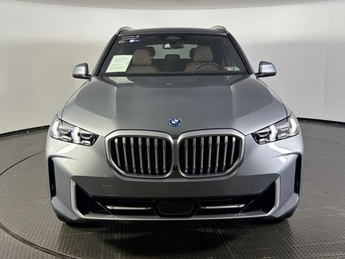 Certified 2026 BMW X5 xDrive50e AWD/4WD image 2
