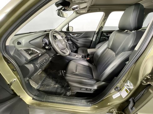 Used 2022 Subaru Forester Touring image 21