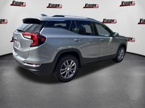 Used 2023 GMC Terrain SLT w/ LPO, Floor Liner Package AWD/4WD image 5