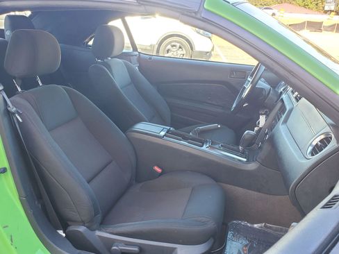 Used 2013 Ford Mustang Convertible RWD image 5