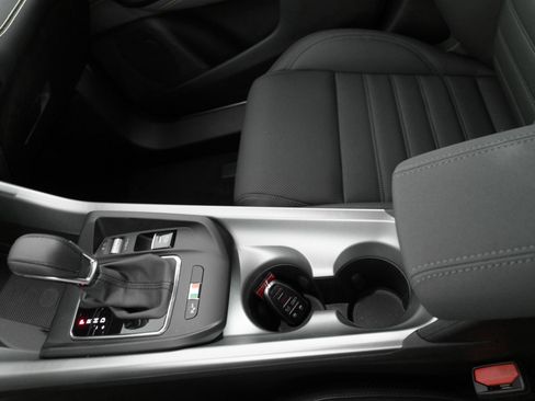 New 2025 Alfa Romeo Tonale w/ Premium Package AWD/4WD image 26