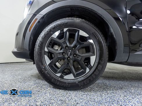 Used 2024 Kia Sorento S AWD/4WD image 47
