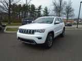 Certified 2020 Jeep Grand Cherokee Limited w/ Luxury Group II image 4