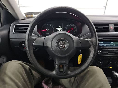 Used 2014 Volkswagen Jetta S image 10