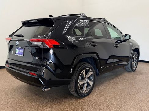 Used 2024 Toyota RAV4 SE w/ Weather & Moonroof Package AWD/4WD image 7