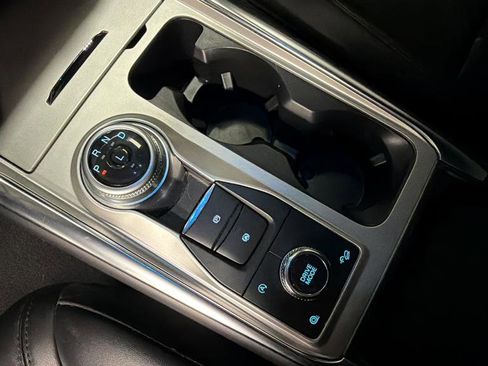 Used 2022 Ford Explorer Platinum w/ Equipment Group 601A image 23