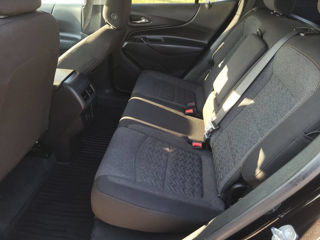 Used 2023 Chevrolet Equinox LT AWD/4WD image 21