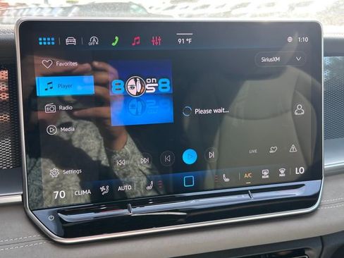 New 2026 Volkswagen Tiguan SE R-Line FWD image 15