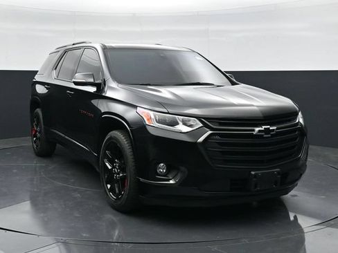 Used 2019 Chevrolet Traverse Premier w/ Redline Edition AWD/4WD image 4