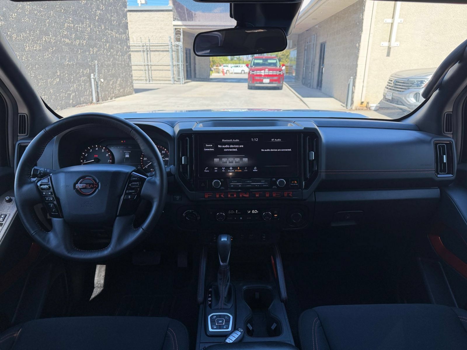 Used 2026 Nissan Frontier PRO-4X AWD/4WD image 32