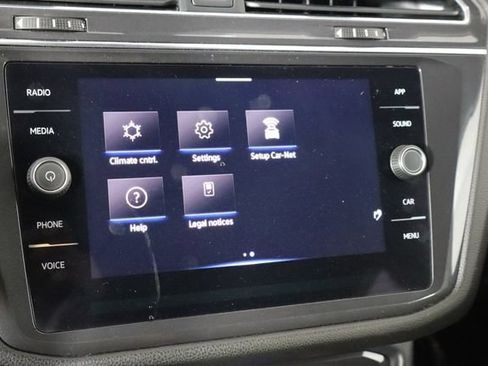 Used 2023 Volkswagen Tiguan SE FWD image 35