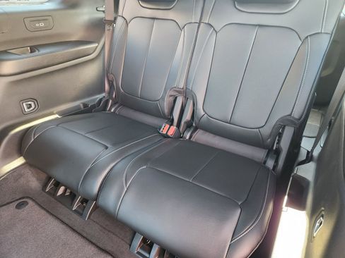 New 2025 Jeep Grand Cherokee L Limited image 24