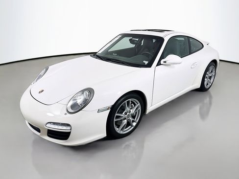 Used 2009 Porsche 911 Carrera RWD image 3