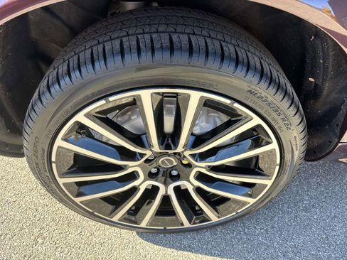 New 2026 Volvo XC90 B6 Plus w/ Protection Package Premier image 10