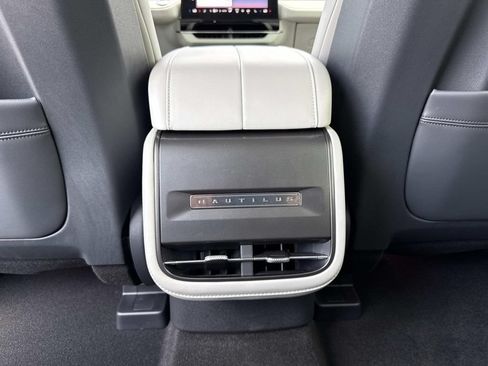 New 2026 Lincoln Nautilus Premier AWD/4WD image 16