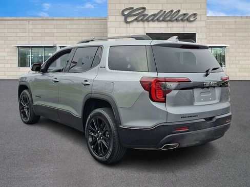 Used 2023 GMC Acadia SLE w/ Driver Convenience Package image 5