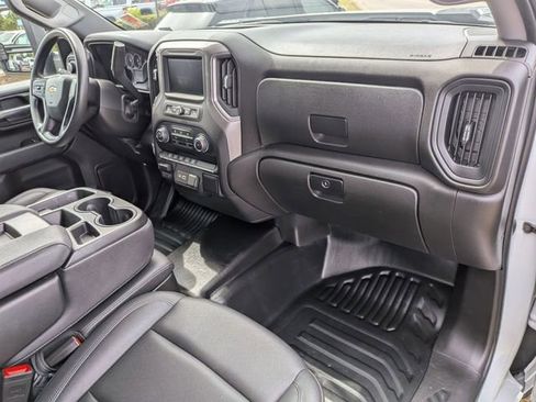 Used 2024 Chevrolet Silverado 3500 W/T AWD/4WD image 35