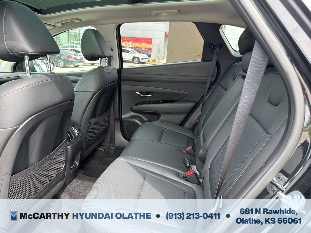 Used 2025 Hyundai Tucson Limited AWD/4WD image 5