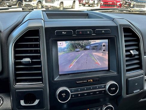 Used 2019 Ford Expedition XLT w/ Equipment Group 202A RWD image 15