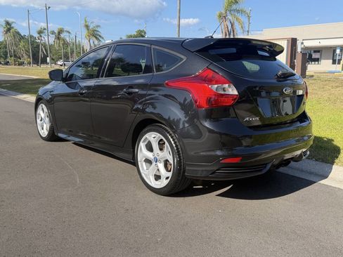 Used 2013 Ford Focus ST FWD image 5