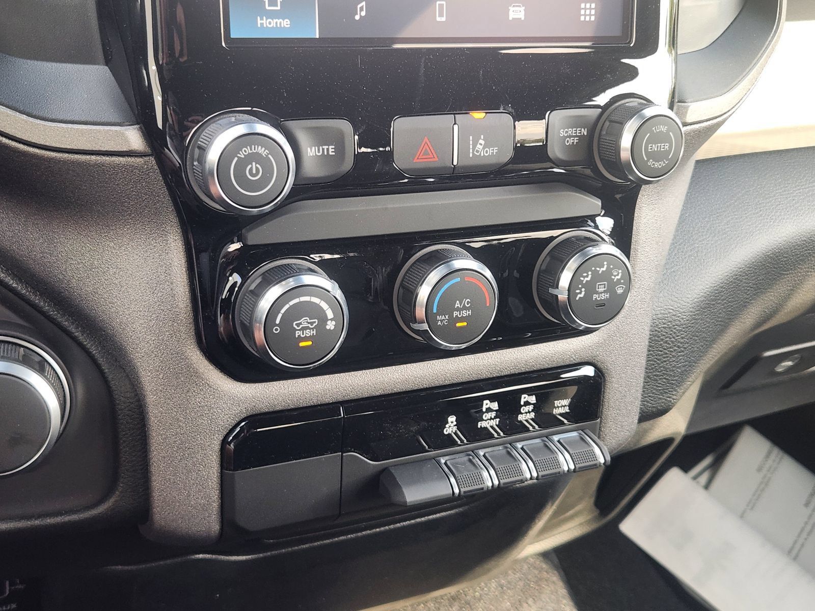 New 2026 RAM 1500 Express RWD image 18
