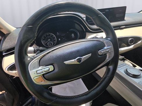 Used 2023 Genesis GV70 2.5T w/ Advanced Package AWD/4WD image 10