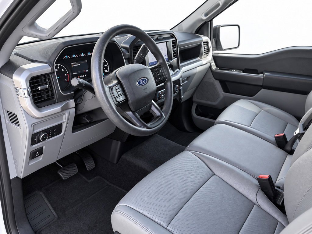 Used 2022 Ford F150 XL w/ Equipment Group 101A High RWD image 9