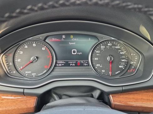 Used 2023 Audi Q5 2.0T Premium w/ Convenience Package AWD/4WD image 16
