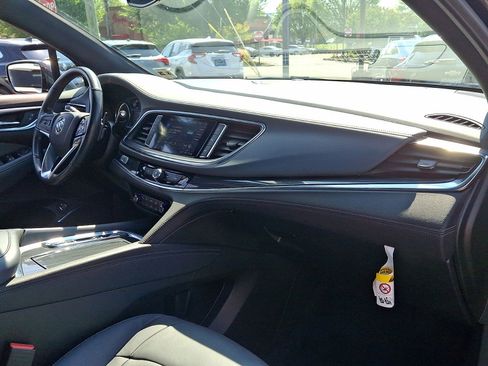 Certified 2024 Buick Enclave Essence w/ Sport Touring Edition image 28
