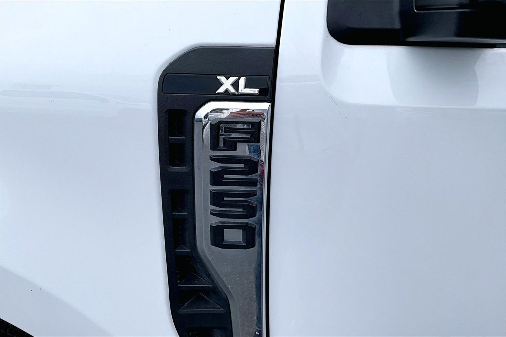 Used 2024 Ford F250 XL w/ FX4 Off-Road Package AWD/4WD image 27