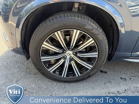 Certified 2023 Volvo XC90 B5 Plus AWD/4WD image 12