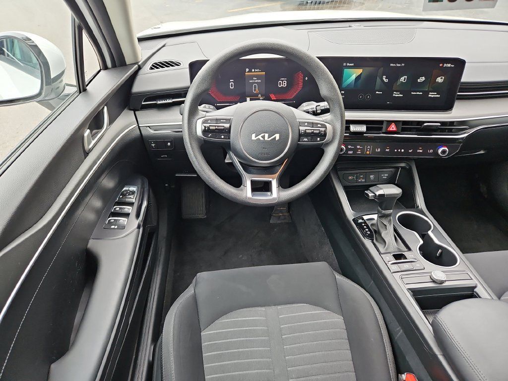 Used 2026 Kia K5 LXS FWD image 12