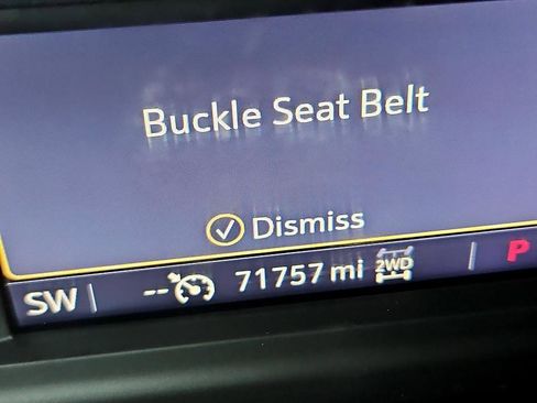 Used 2021 Chevrolet Suburban Z71 image 25