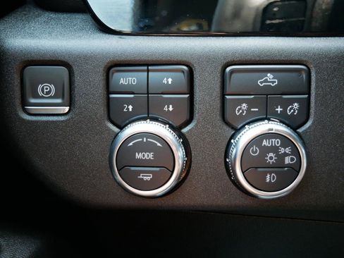 Used 2024 GMC Sierra 1500 Elevation AWD/4WD image 27