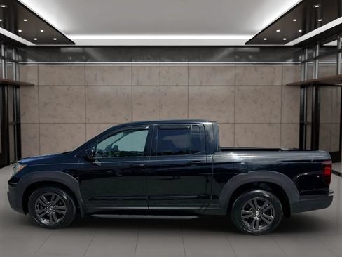 Used 2017 Honda Ridgeline Sport image 6