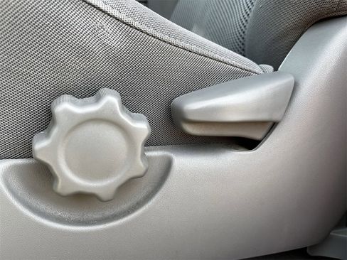 Used 2011 Toyota Tacoma 4x4 Double Cab image 21