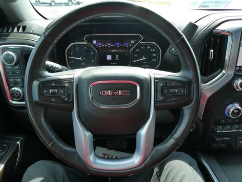 Certified 2020 GMC Sierra 2500 SLT w/ Technology Package AWD/4WD image 34