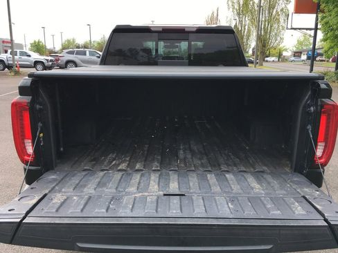 Used 2019 GMC Sierra 1500 AT4 w/ AT4 Premium Package AWD/4WD image 6