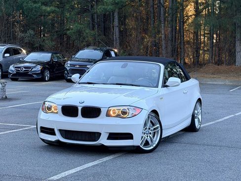 Used 2013 BMW 135i Convertible image 2