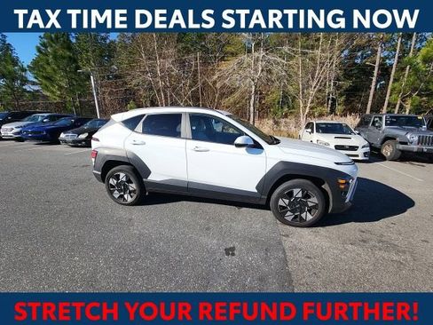 Used 2024 Hyundai Kona SEL image 14