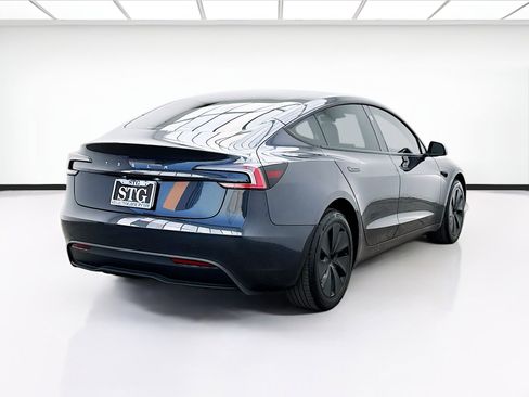 Used 2025 Tesla Model 3 Long Range image 4