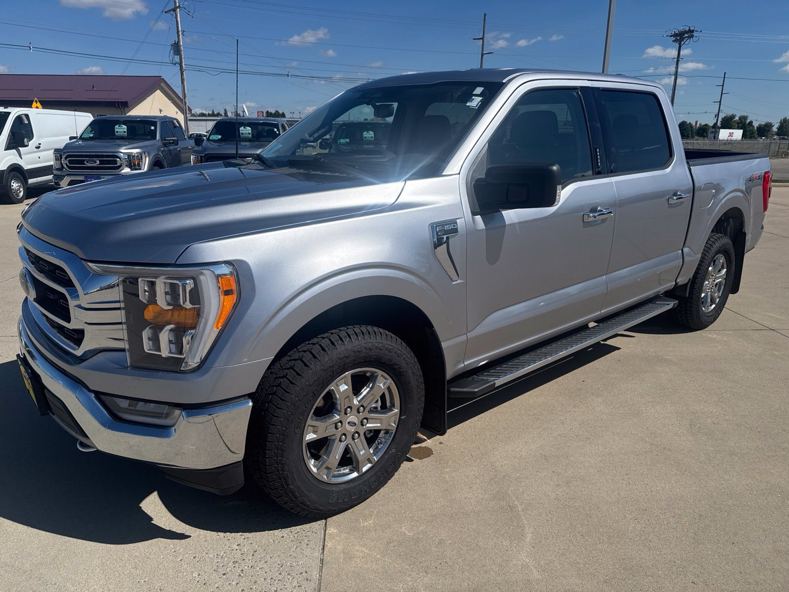 Used 2021 Ford F150 XLT w/ Equipment Group 302A High AWD/4WD image 4