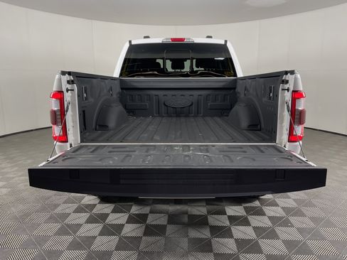 Used 2022 Ford F150 Lariat w/ Equipment Group 501A Mid image 8