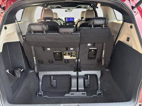 New 2026 Toyota Sienna Platinum AWD/4WD image 23