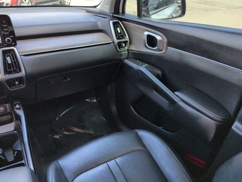 Used 2023 Kia Sorento EX FWD image 17