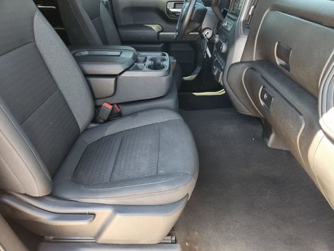 Used 2022 Chevrolet Silverado 1500 Custom image 15