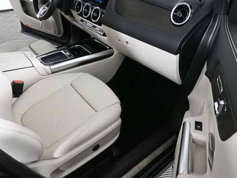 Used 2026 Mercedes-Benz GLA 250 image 23