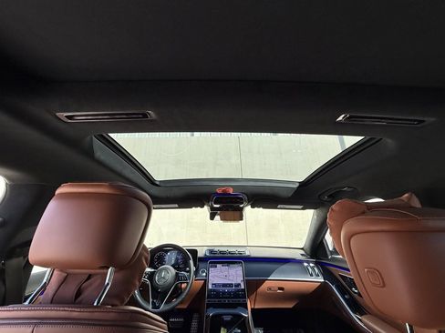 Used 2023 Mercedes-Benz S 580 S 580 image 8